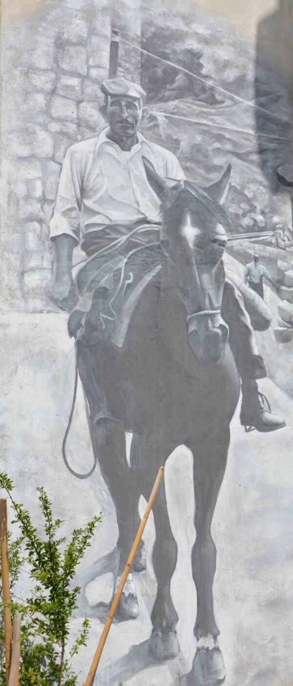 Giovanni Battista Mulas, detto sa mufra, a cavallo murales